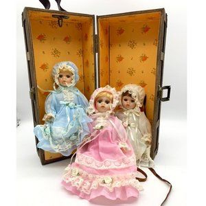 Lasting impressions triplet dolls w/case